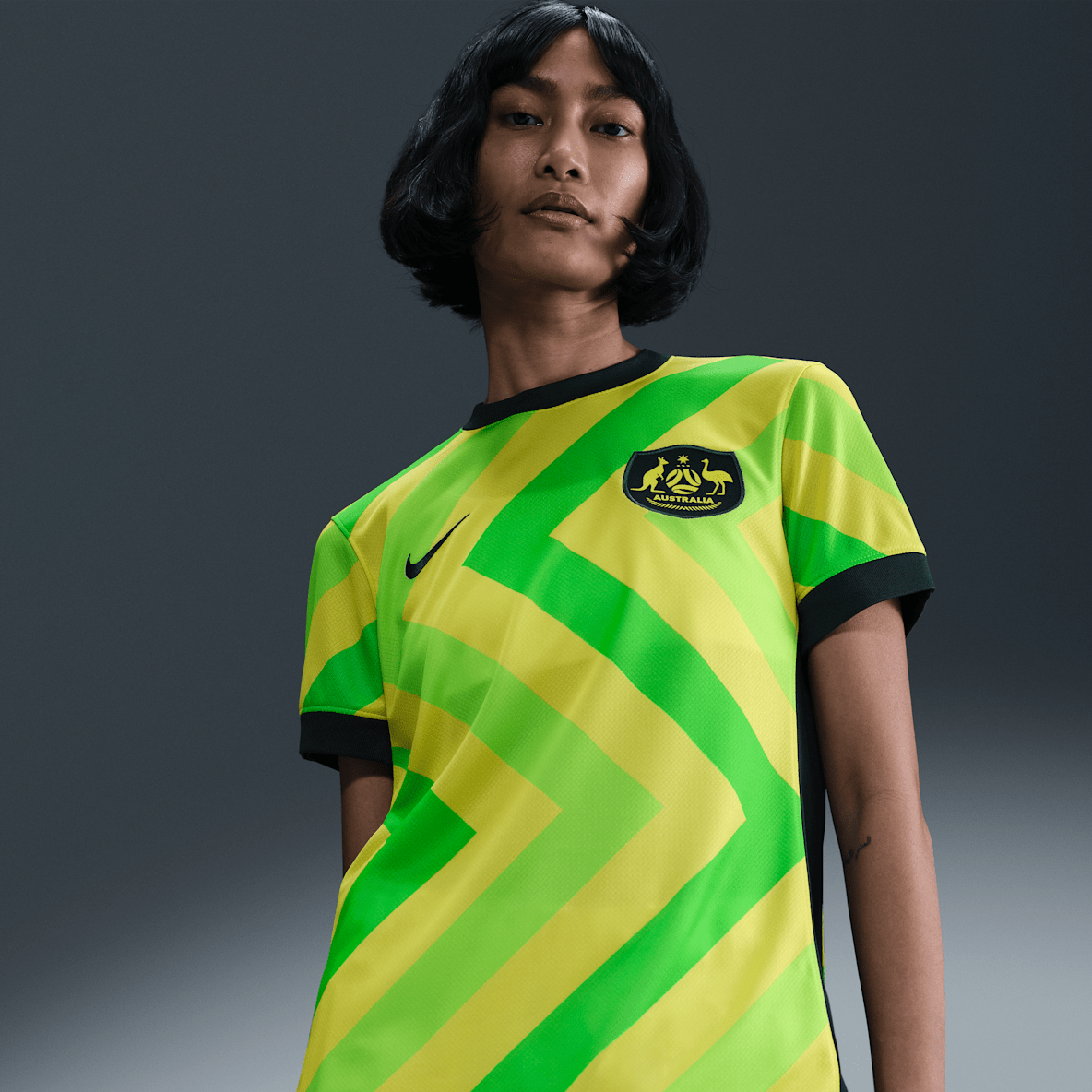 Australia 2025/26 Stadium Home Women's Nike Dri-FIT Football Replica Shirt