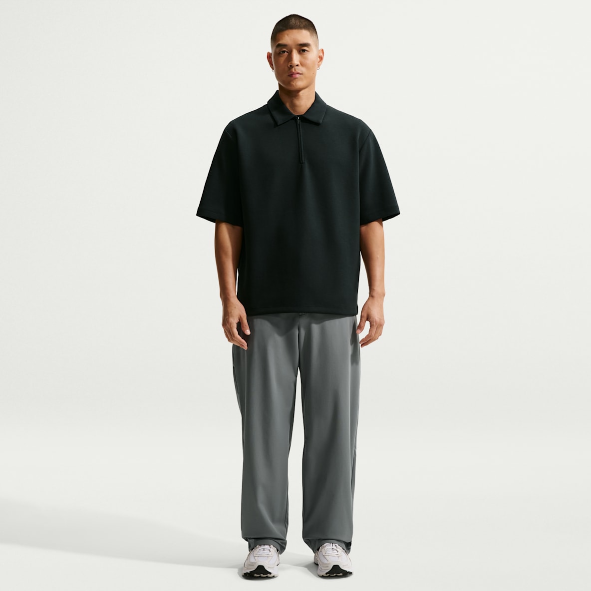 ナイキ 24.7 PerfectStretch メンズ Dri-FIT ルーズフィット チノパンツ