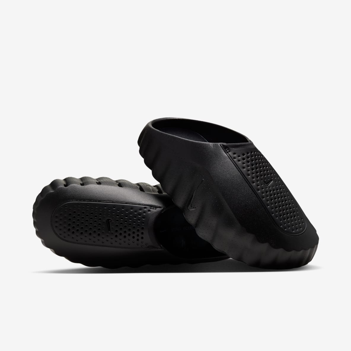 Nike Mind 001 Men's Pregame Mules