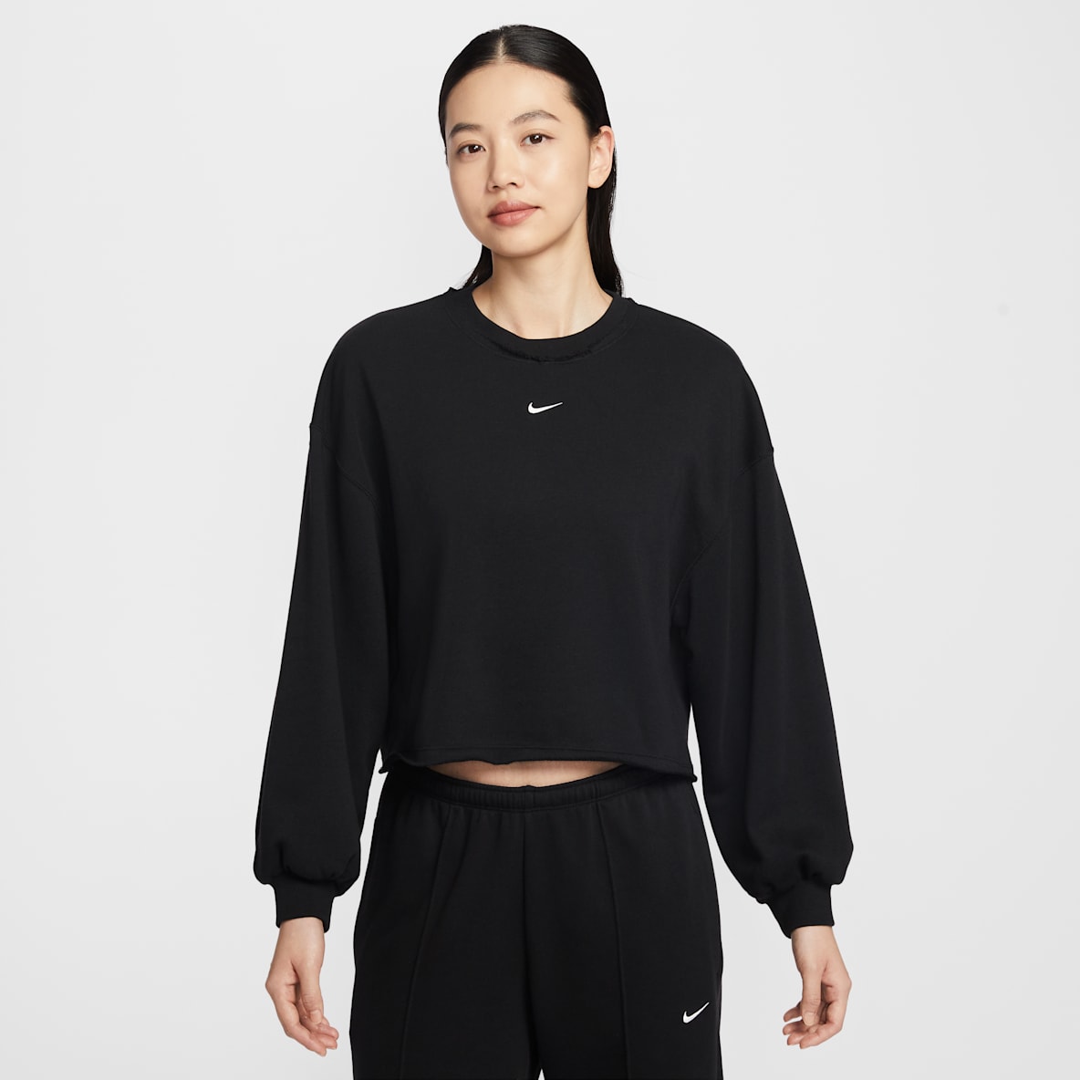 Nike Sportswear Chill Terry Women's Oversized French Terry Crew-Neck Sweatshirt