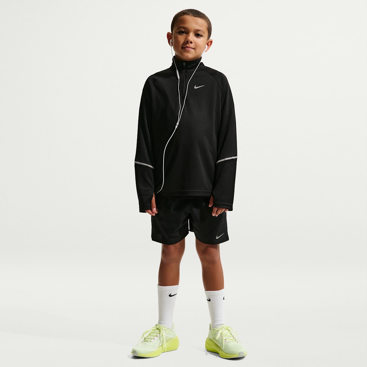 Nike Miler Shorts de entrenamiento Dri-FIT para niños talla grande