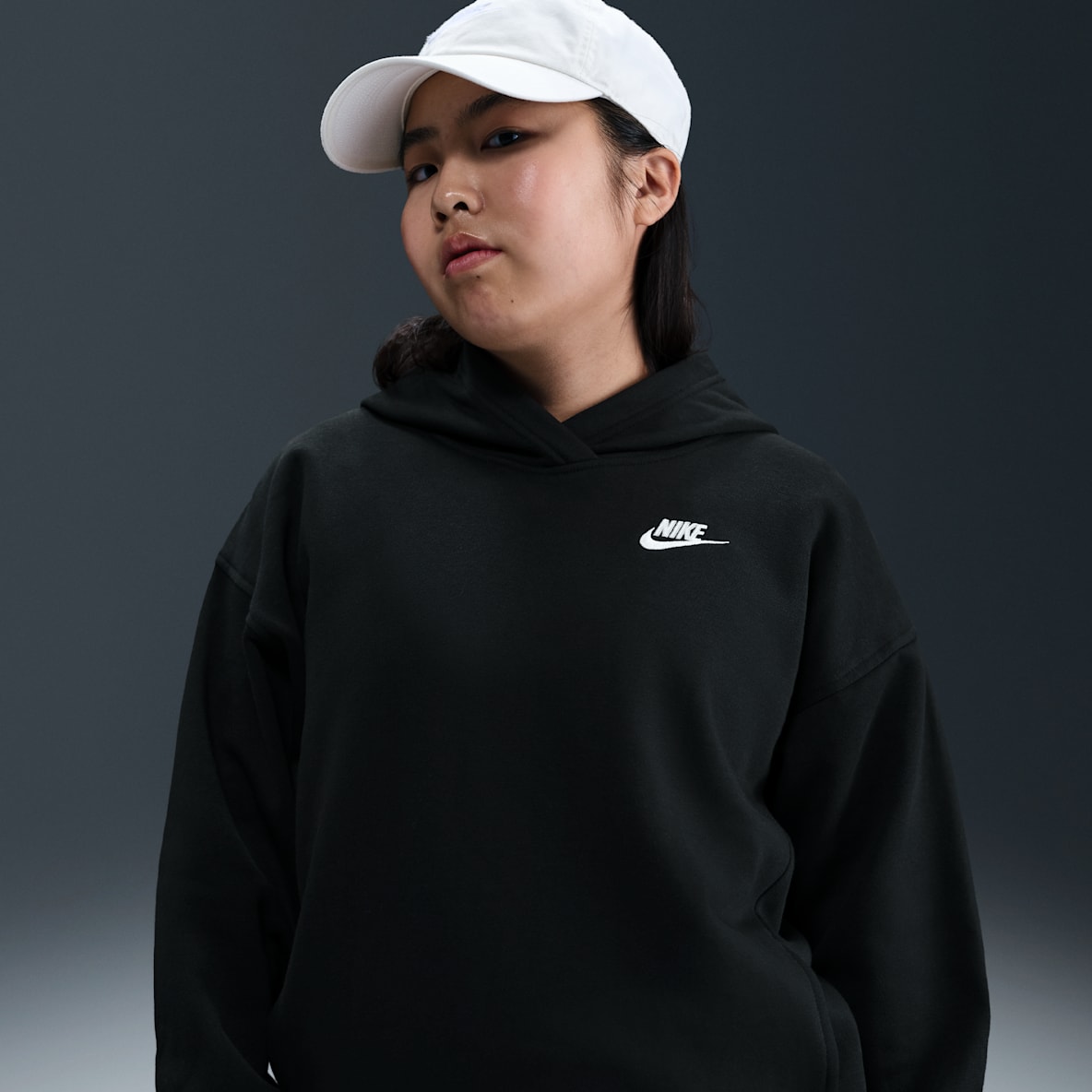 Nike Sportswear Club Fleece Big Kids' (Girls') Oversized Pullover Hoodie (Extended Size)