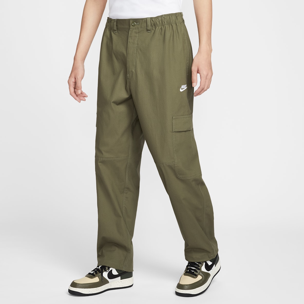Nike Sportswear Club Men's Woven Cargo Trousers