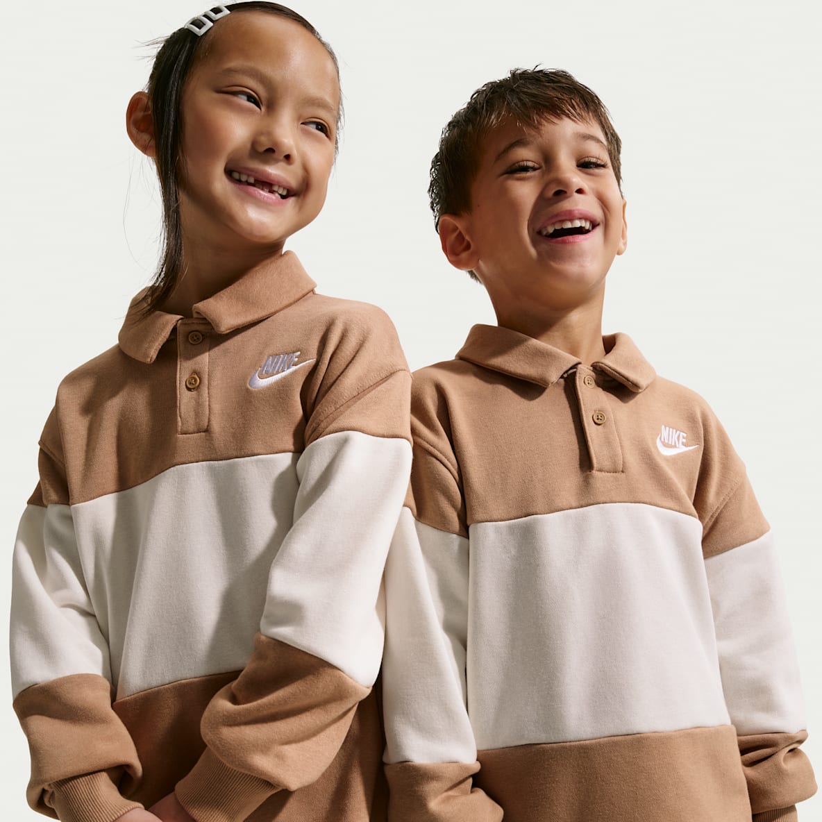 Nike Club Polo de rugby de manga larga de French Terry para niños talla pequeña