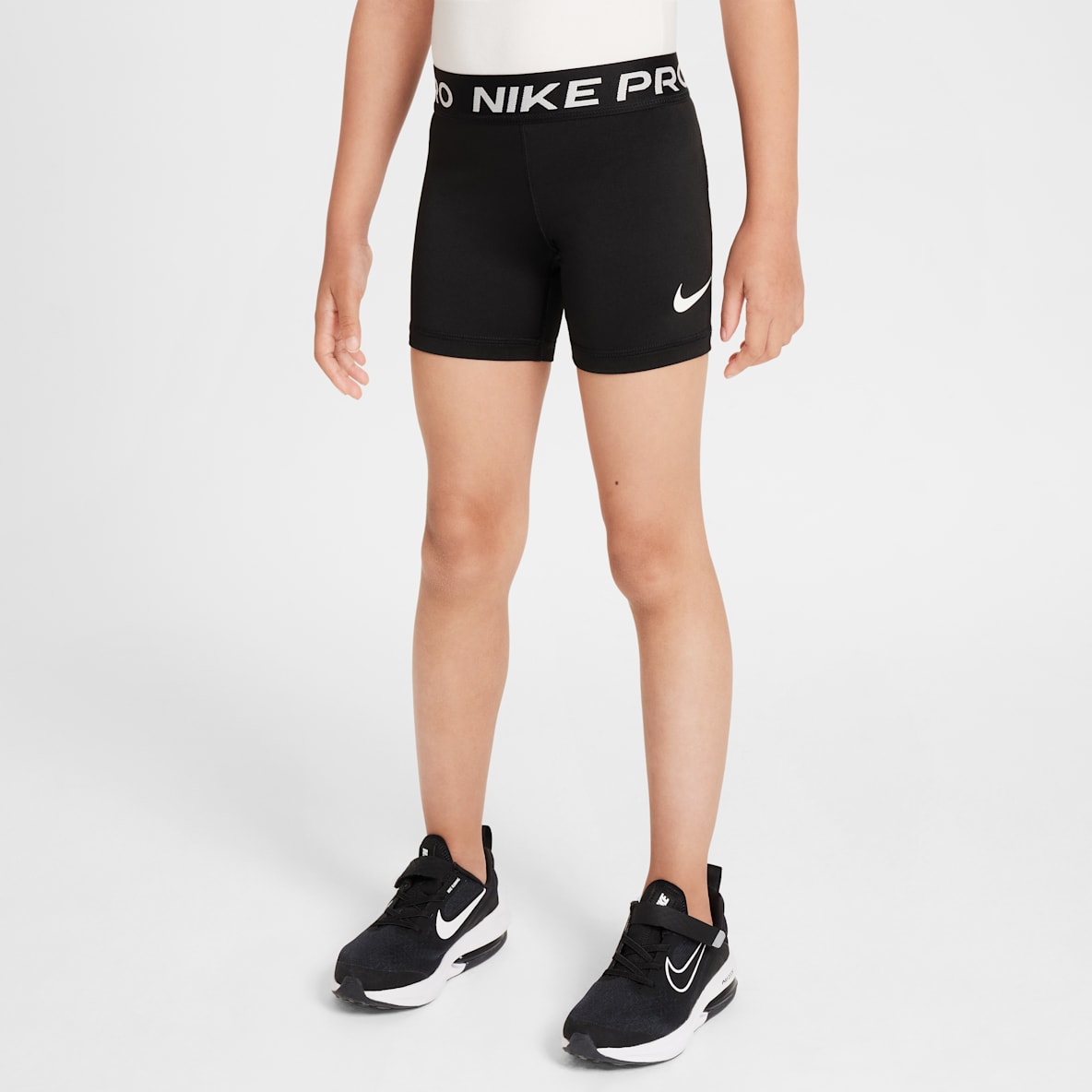 Nike Pro Shorts Dri-FIT para niños talla pequeña