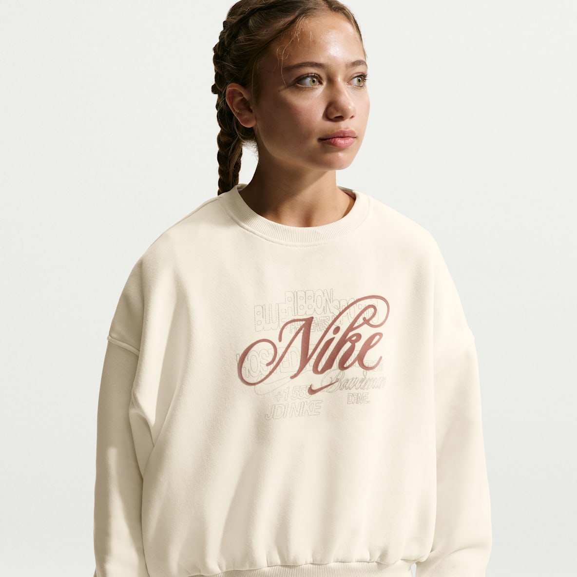 Nike Sportswear Club Fleece Older Kids' (Girls') Boxy Crew-Neck Sweatshirt