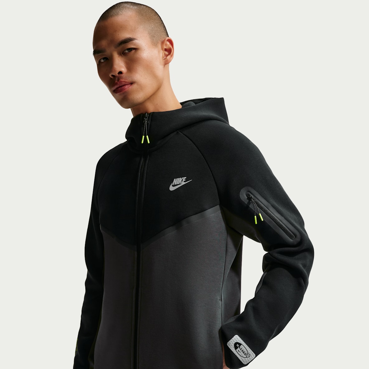 Nike Tech Men's Fleece Full-Zip Windrunner Jacket