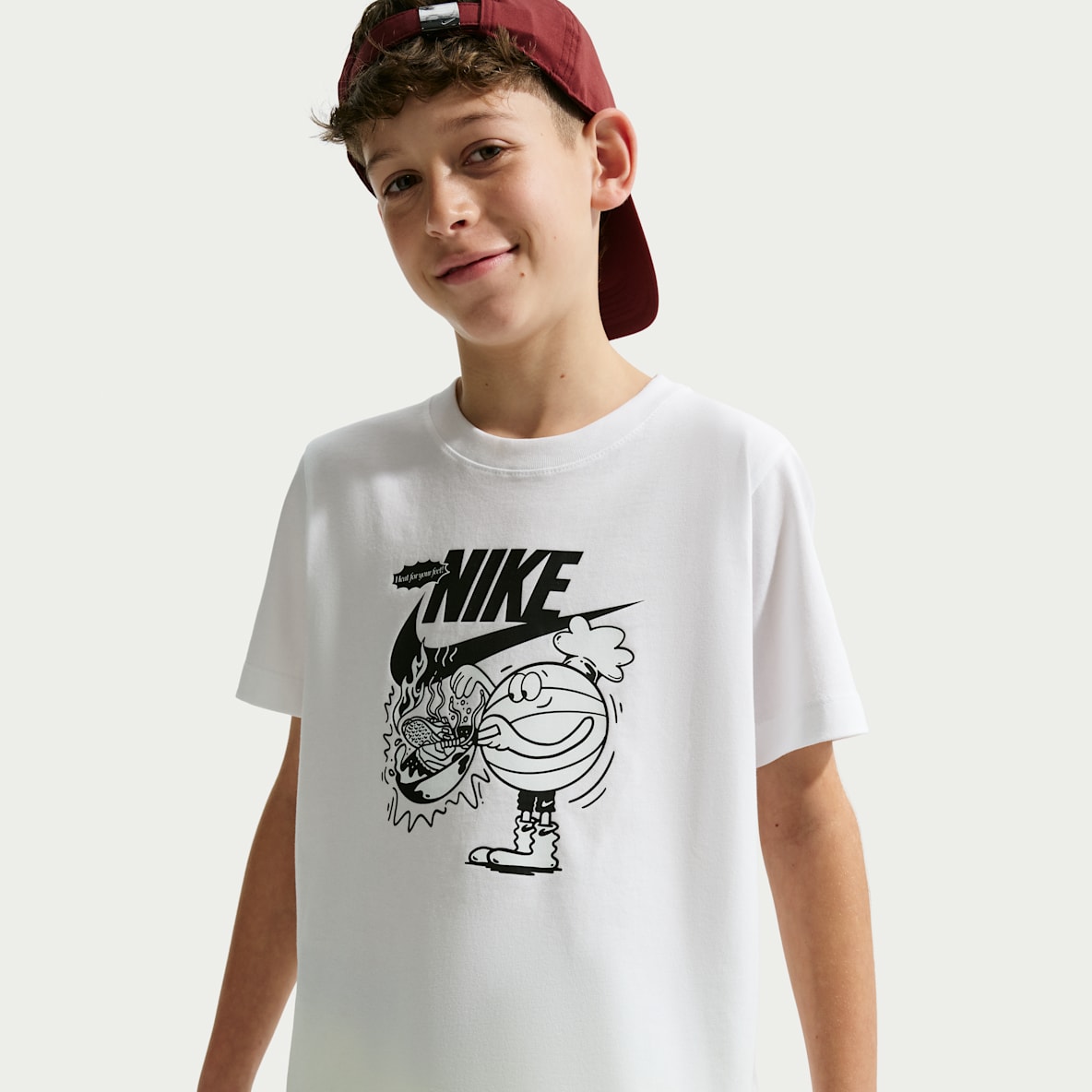 Nike Sportswear Older Kids' T-Shirt
