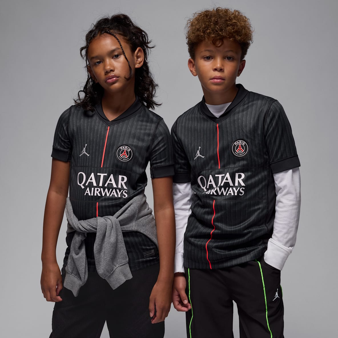 Paris Saint-Germain 2025/26 Stadium Fourth Older Kids' Jordan Dri-FIT Football Replica Shirt