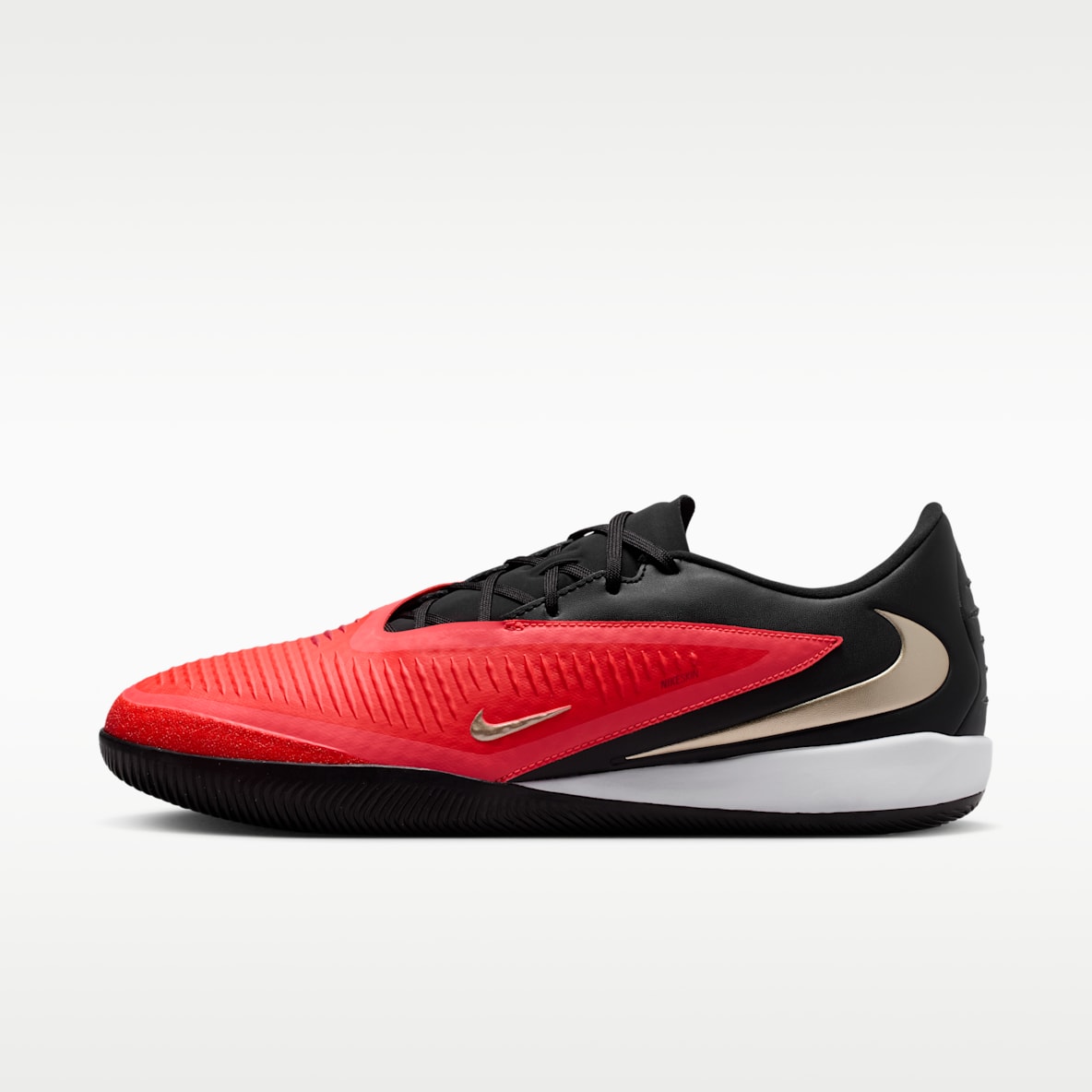 Nike Phantom 6 Low Academy Indoor Court Football Shoes