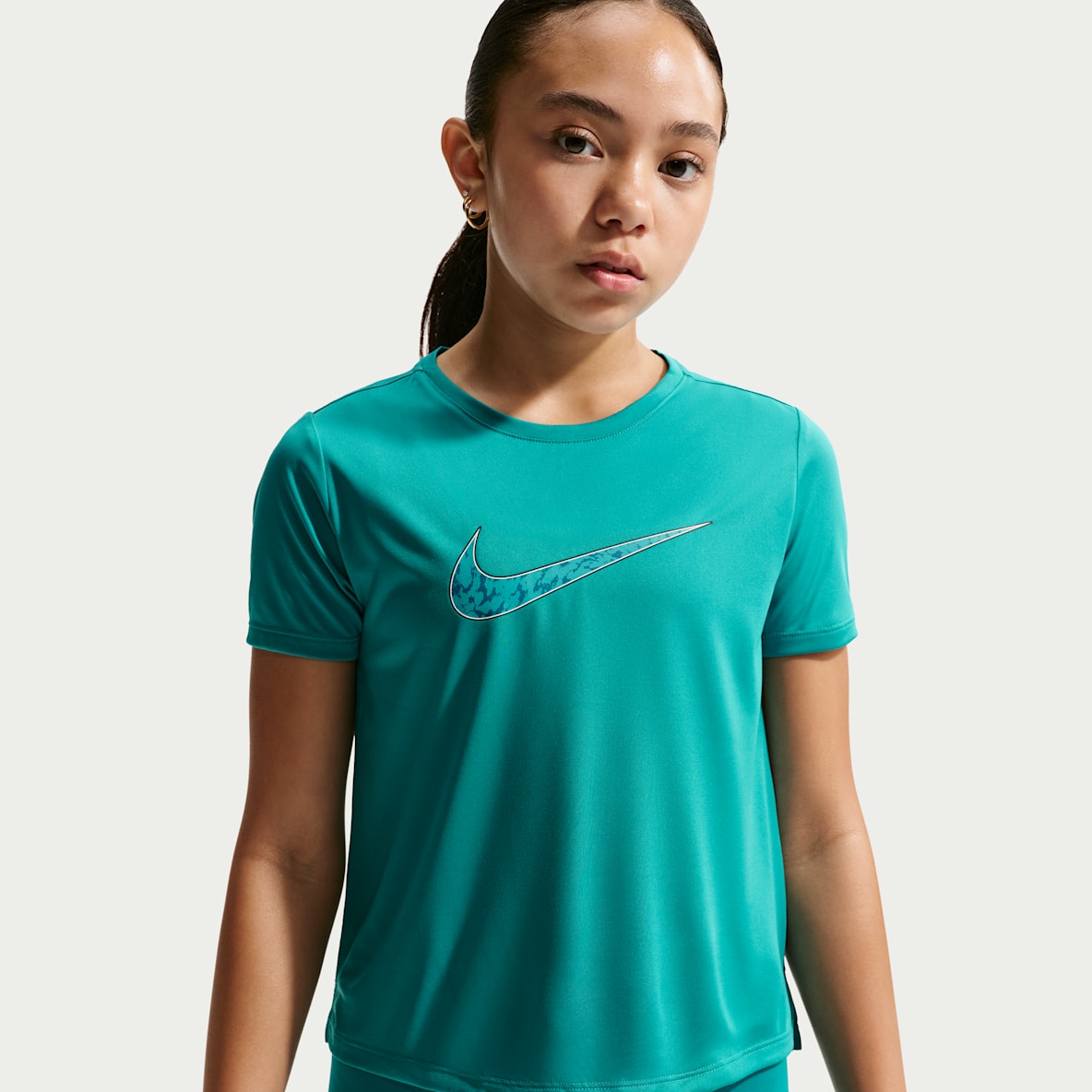 Nike Pro Older Kids' (Girls') Top