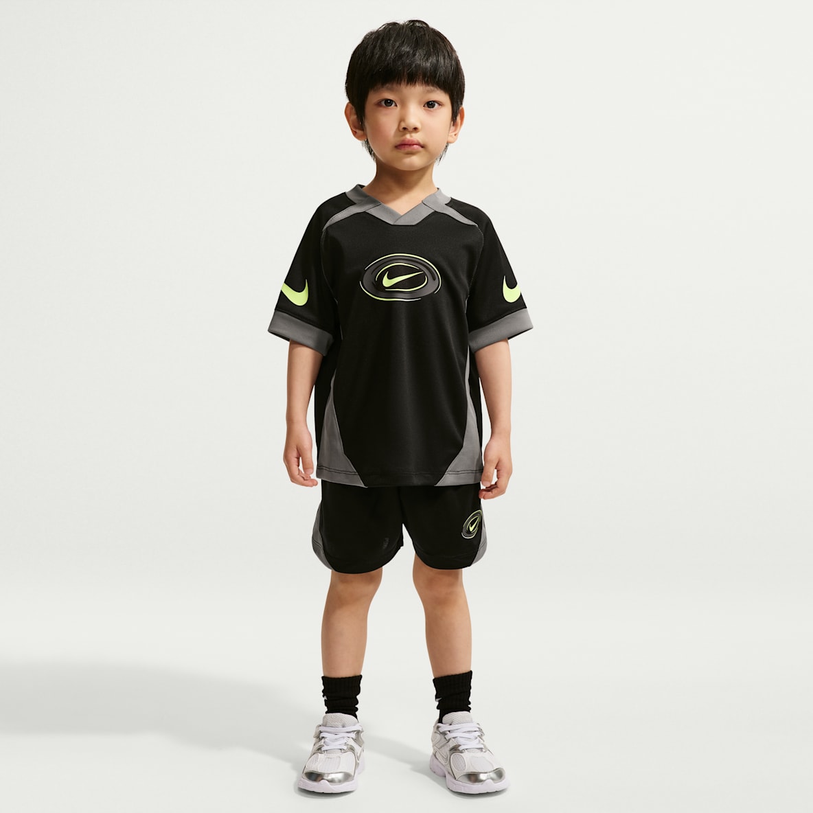 Nike リトルキッズ Dri-FIT スウッシュ ラブ ツーピース ショートパンツ セット