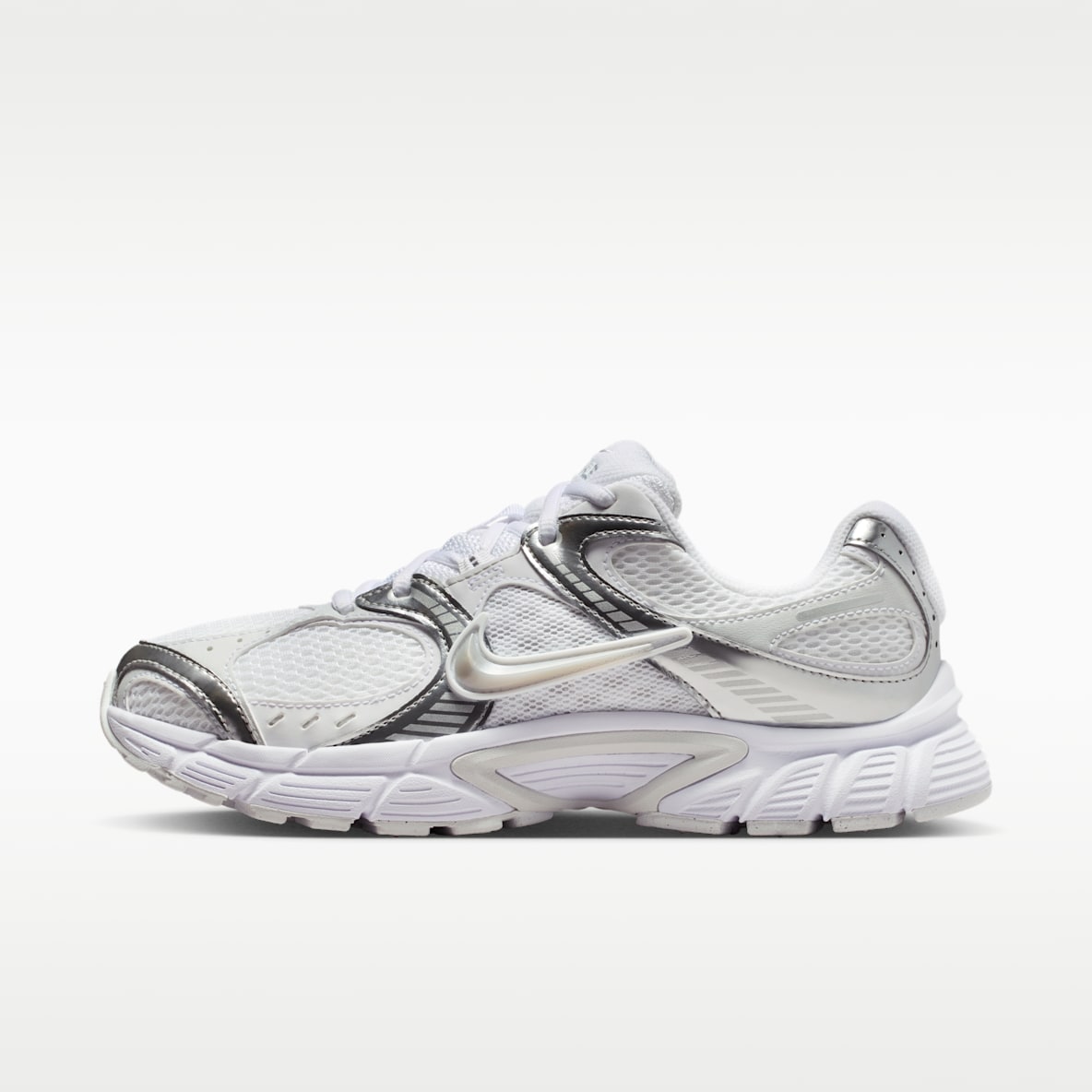 Nike V5 RNR Women's Shoes with Reflective Accents