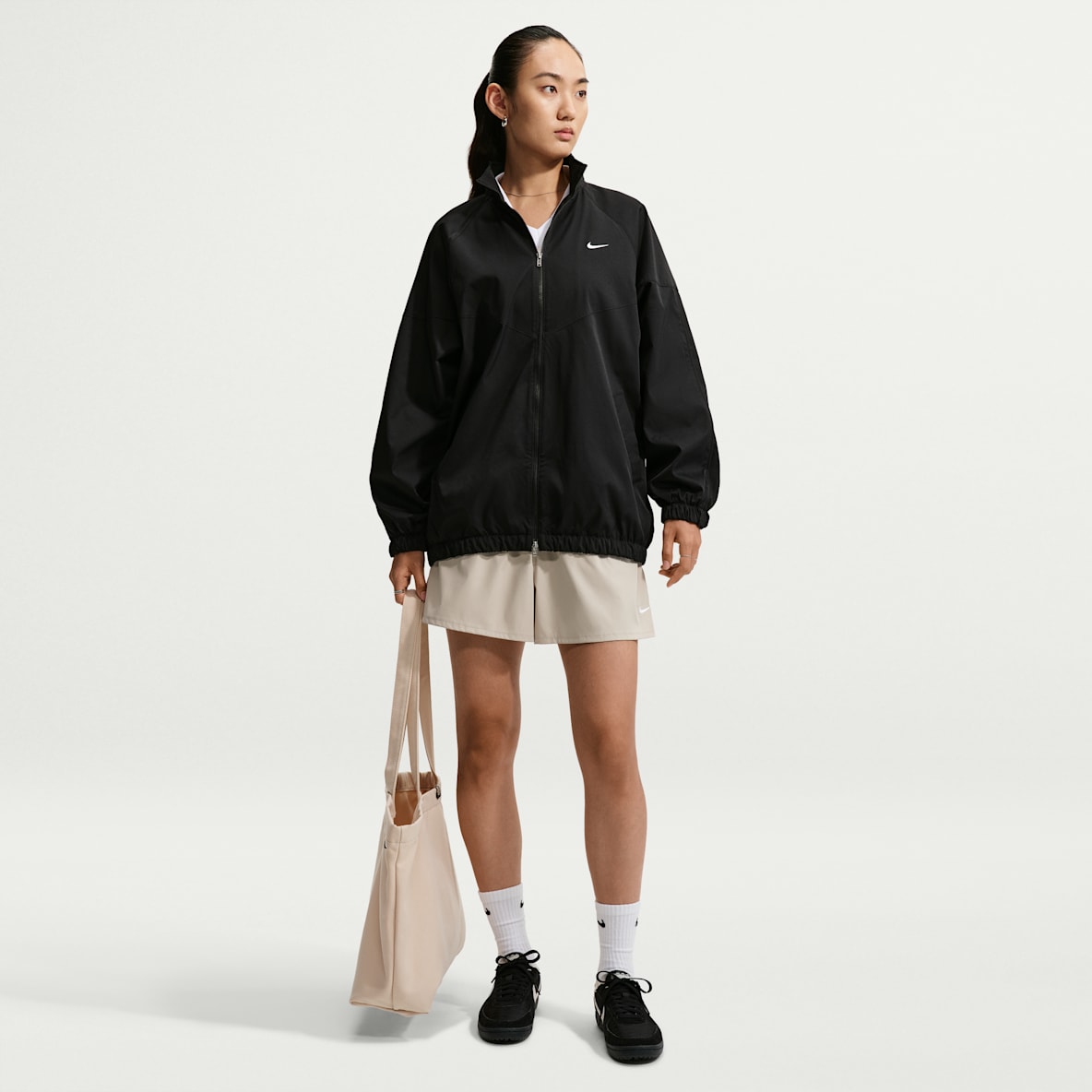 Nike Sportswear Women's Loose Mid-Rise Shorts