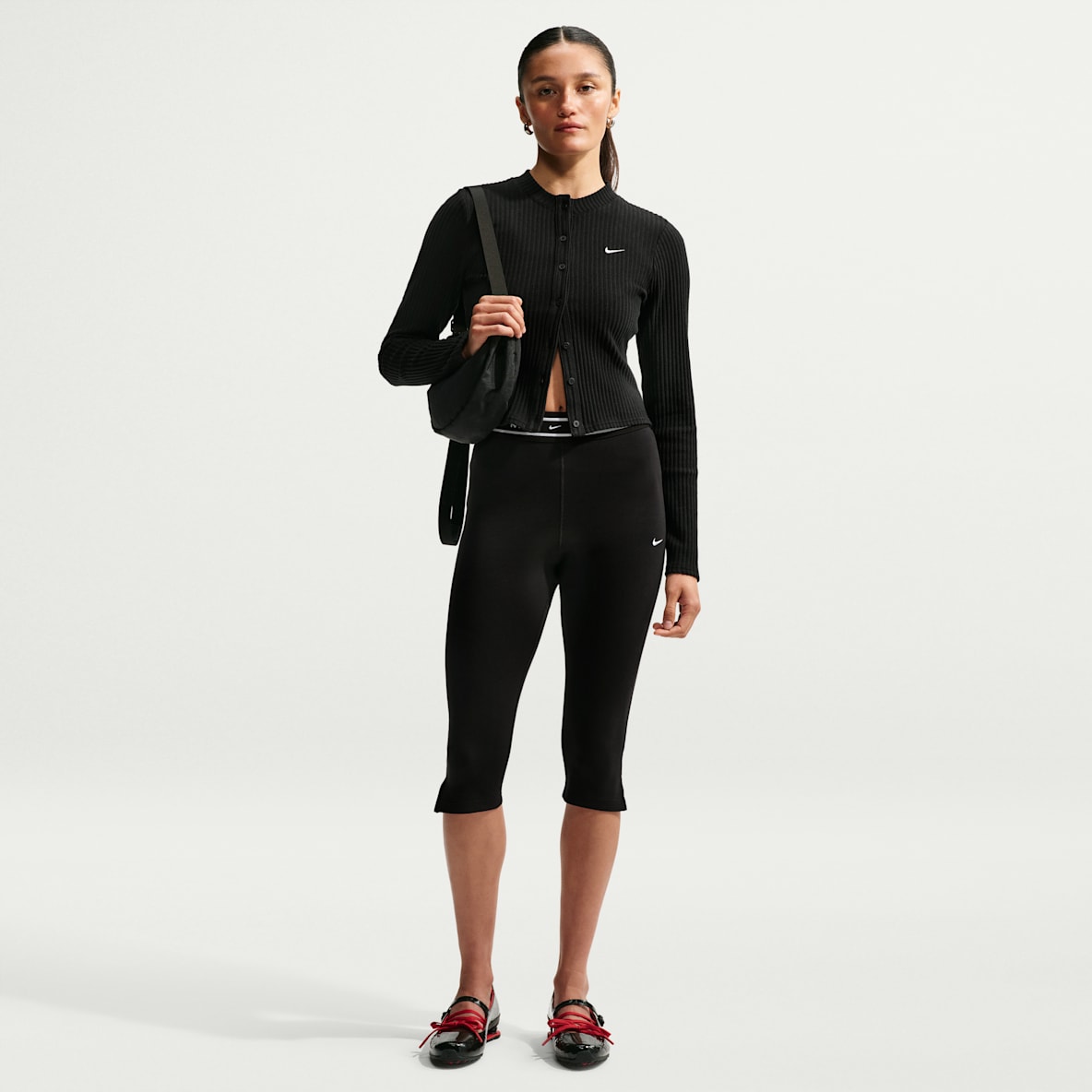 Nike Sportswear Chill Jersey Women's Tight High-Waisted Capri Leggings