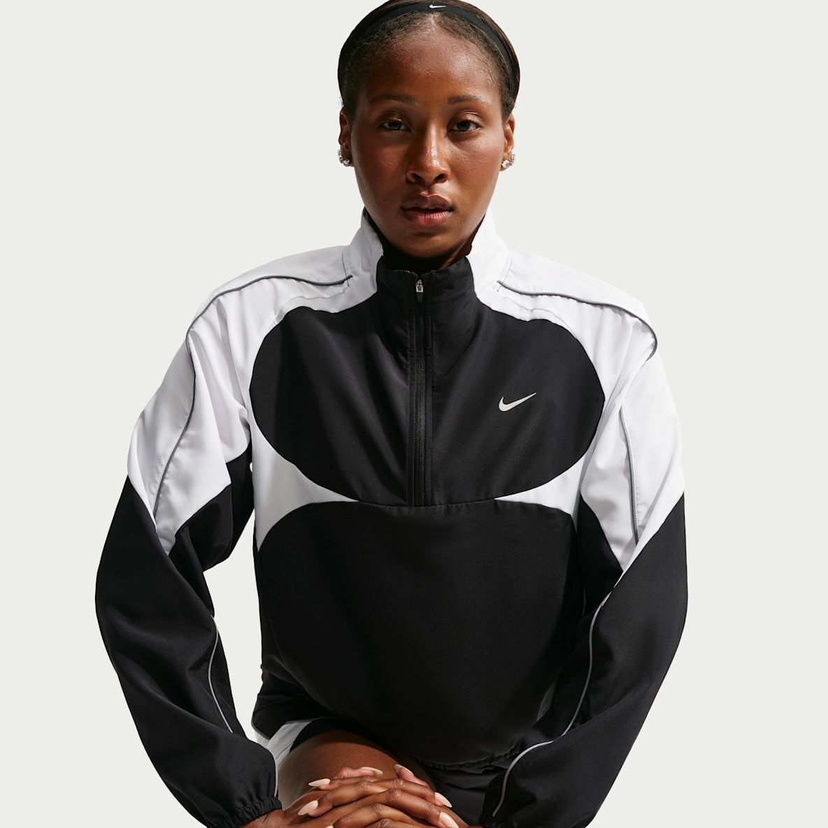 Nike Tempo Swoosh Veste de running à demi-zip Dri-FIT pour femme