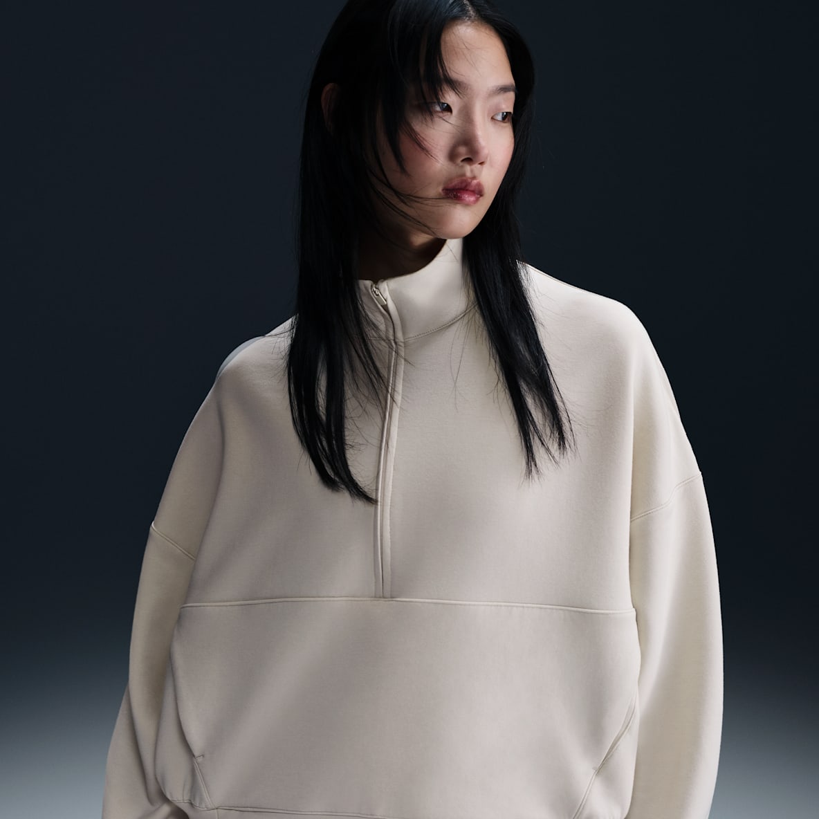 Nike 24.7 ImpossiblySoft Haut oversize à demi-zip Dri-FIT pour femme