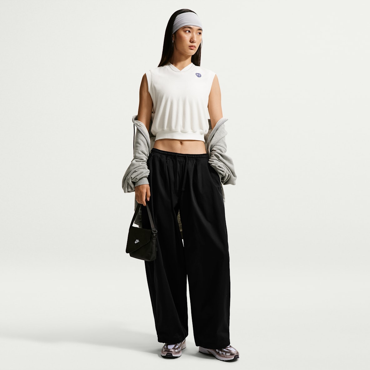 Nike Sportswear Women's Oversized Low-Rise Utility Pants