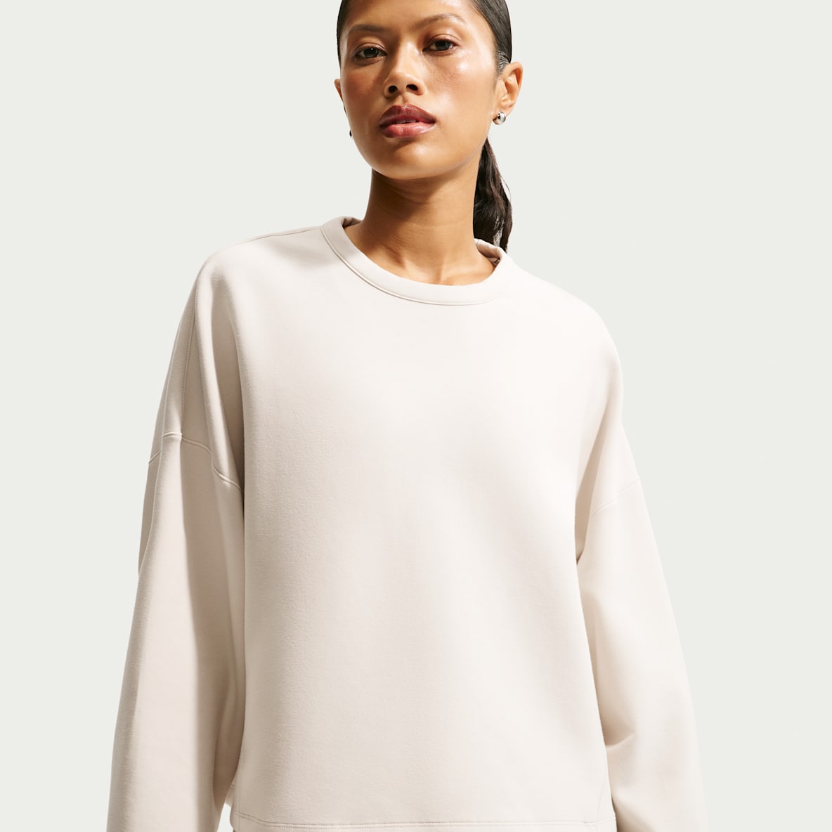 Nike 24.7 ImpossiblySoft Haut oversize à col ras-du-cou Dri-FIT pour femme