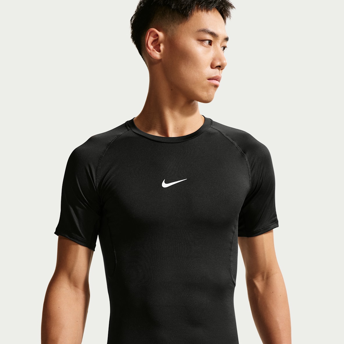 Nike Pro Men's Dri-FIT Tight Short-Sleeve Fitness Top