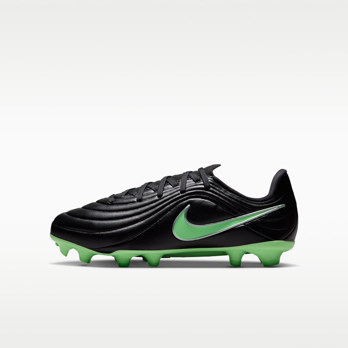 Nike Jr. Tiempo Maestro Academy Older Kids' Multi-Ground Low-Top Football Boot