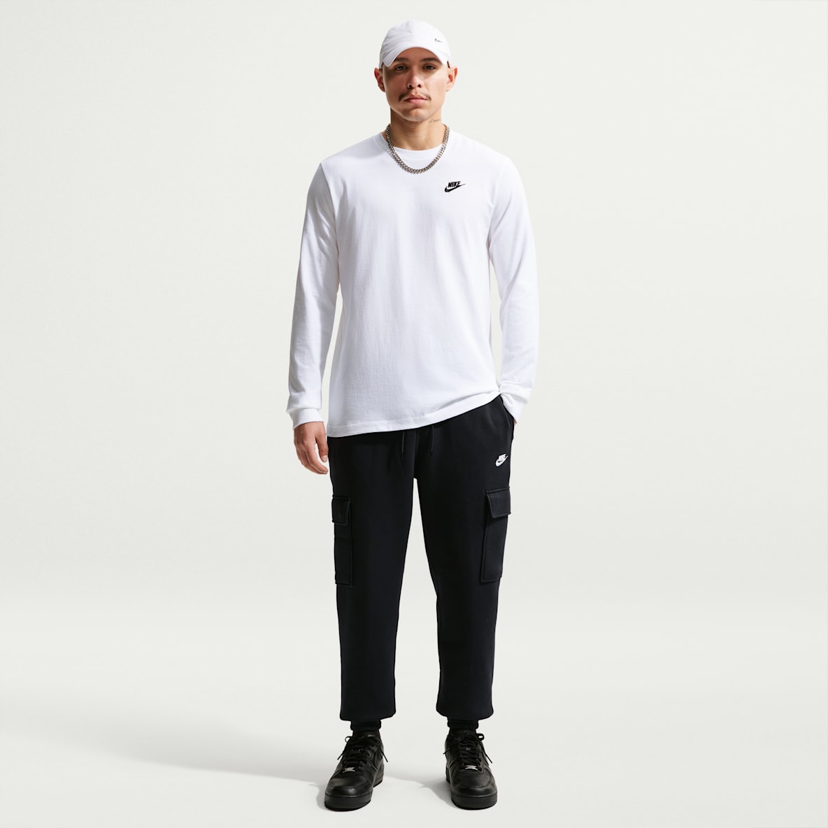 Nike Club Men's Fleece Cargo Trousers
