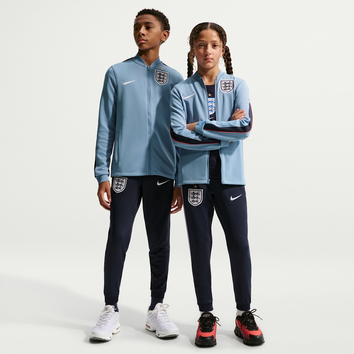England Strike Older Kids' Nike Dri-FIT Football Knit Tracksuit