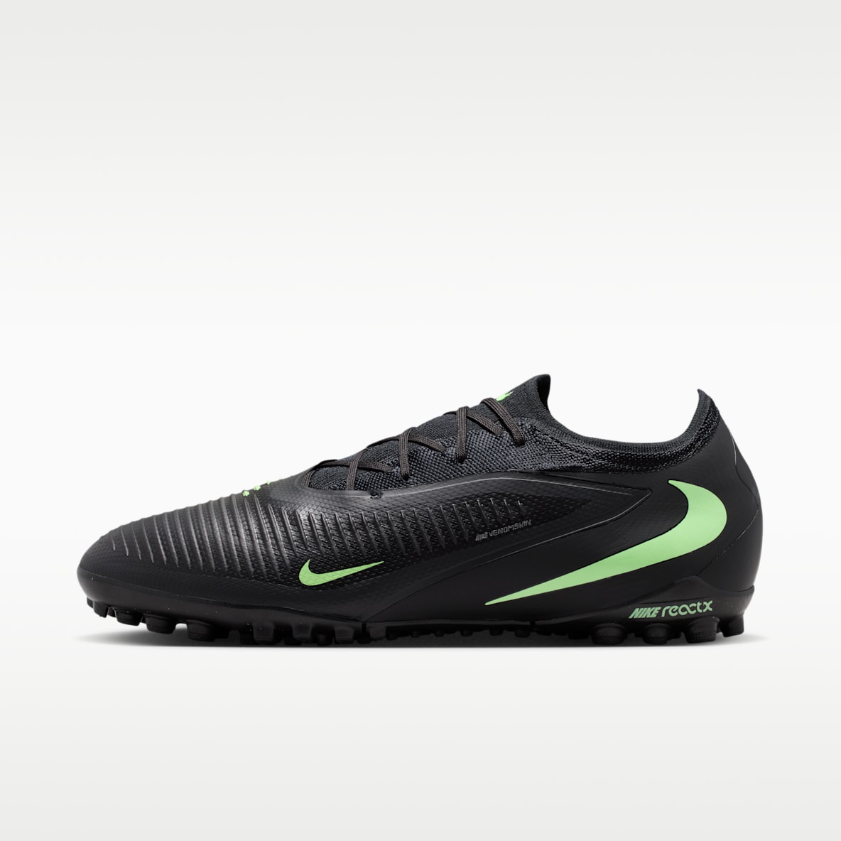 Nike Phantom 6 Low Pro Turf Football Shoe