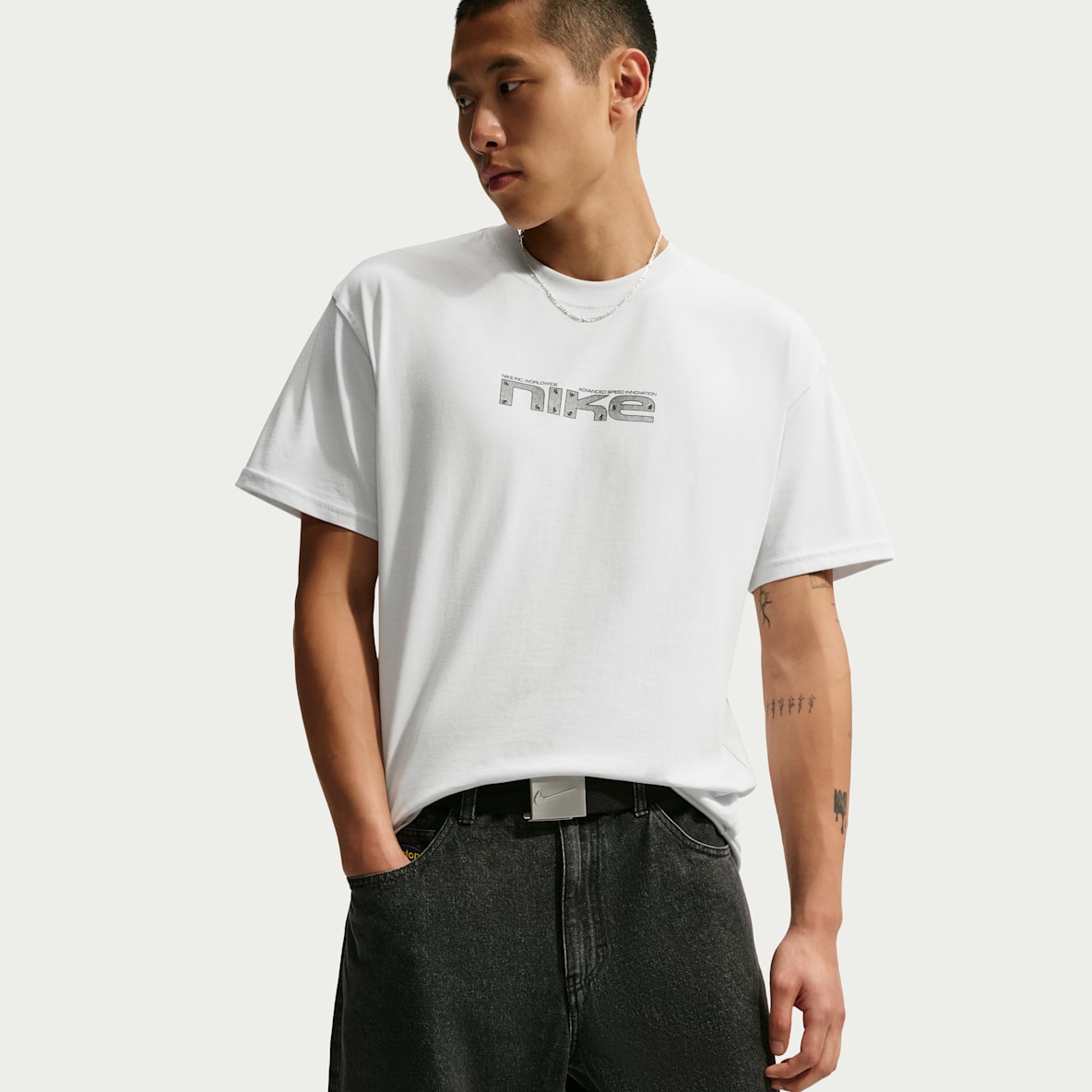 ナイキ スポーツウェア Tシャツ