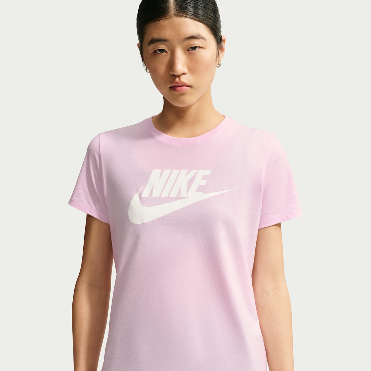 Nike Sportswear Essentials Women's Logo T-Shirt