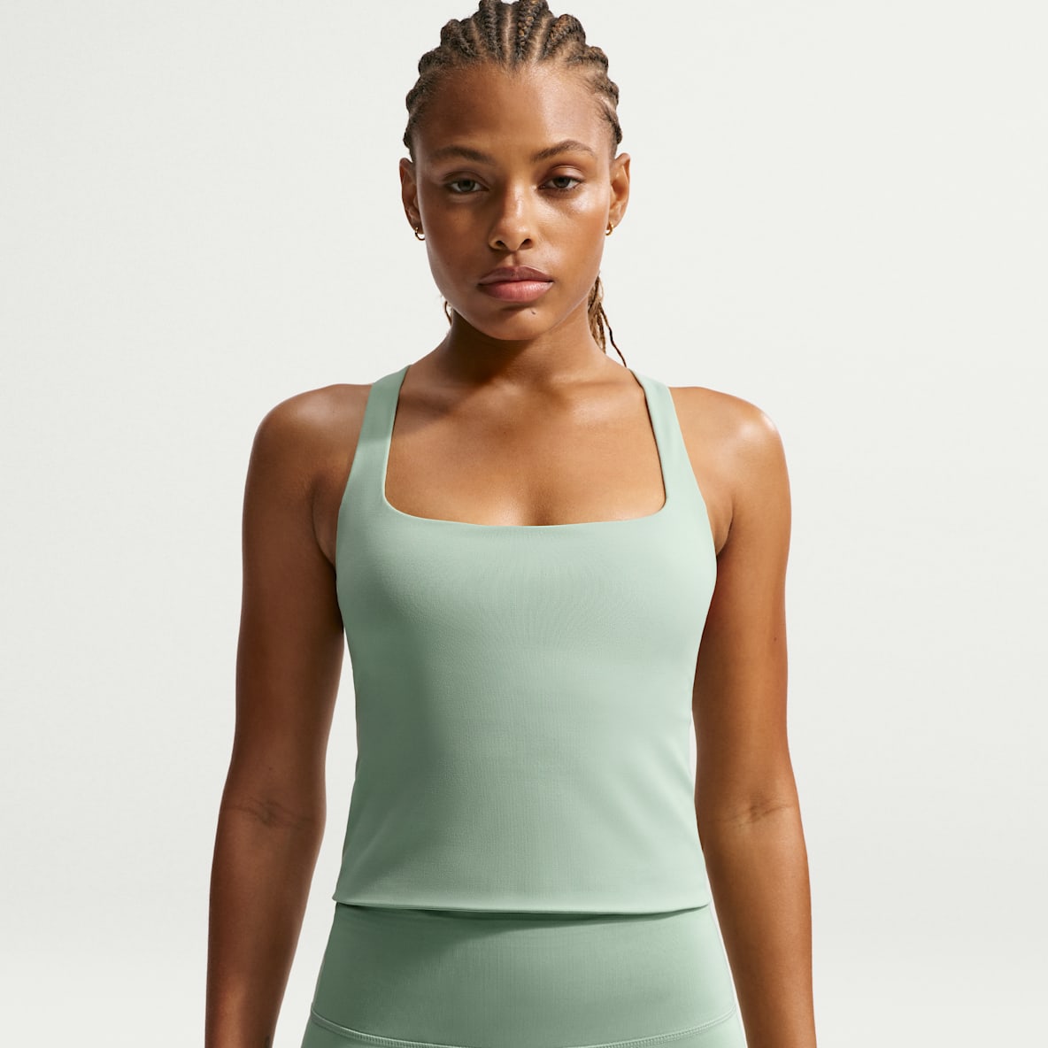 Nike Zenvy Camiseta de tirantes con bra deportivo de baja sujeción para mujer