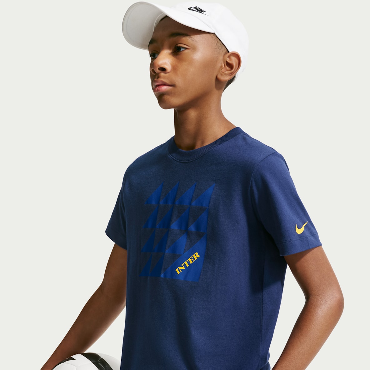 Inter Milan Club Older Kids' Nike Football T-shirt