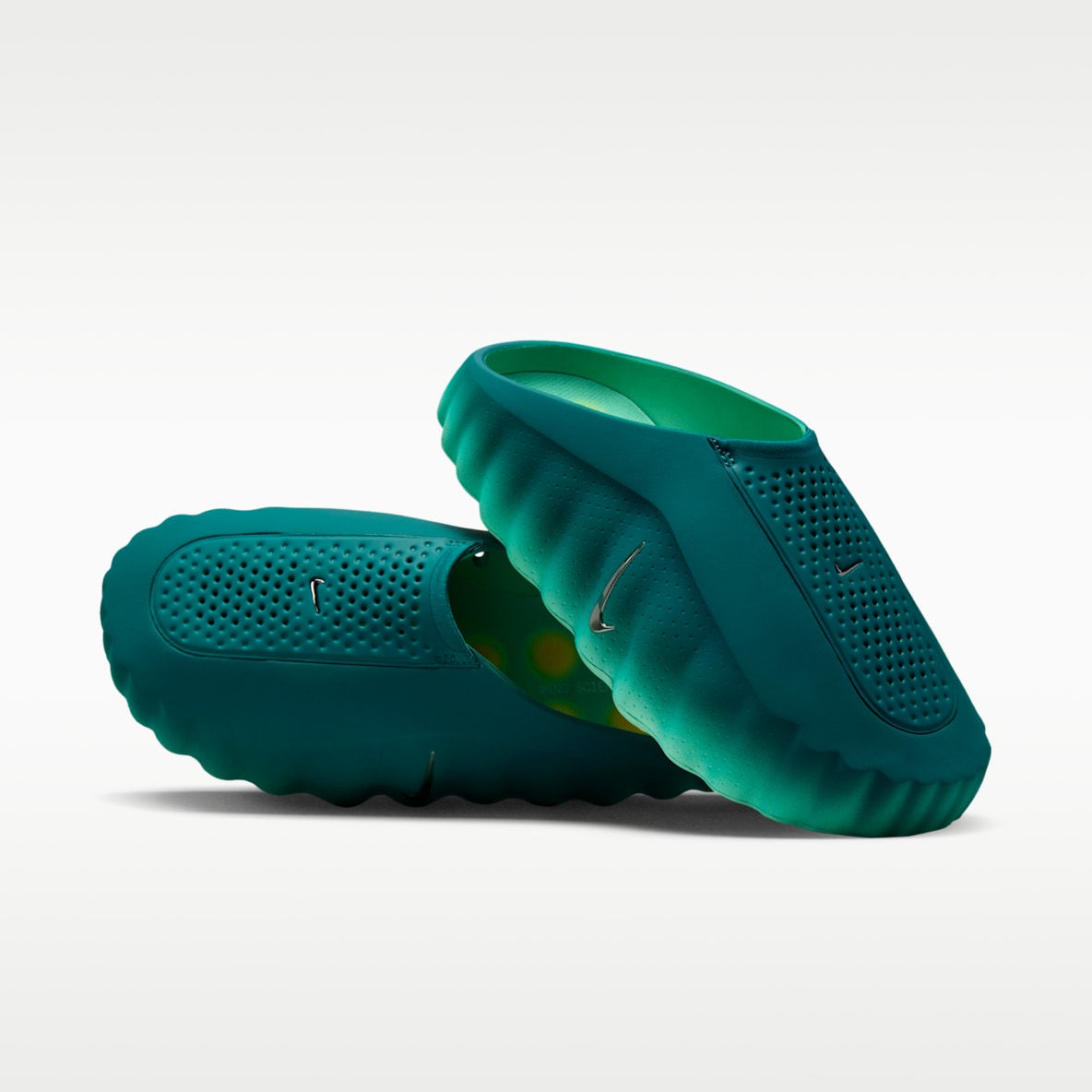 Nike Mind 001 Men's Pregame Mules