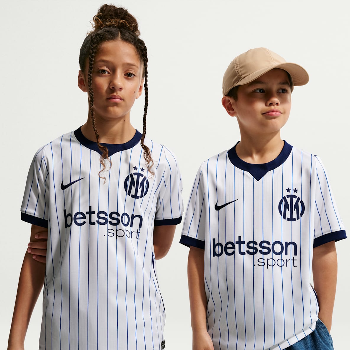 Inter Milan 2026/27 Stadium Away Older Kids' Nike Dri-FIT Football Replica Shirt