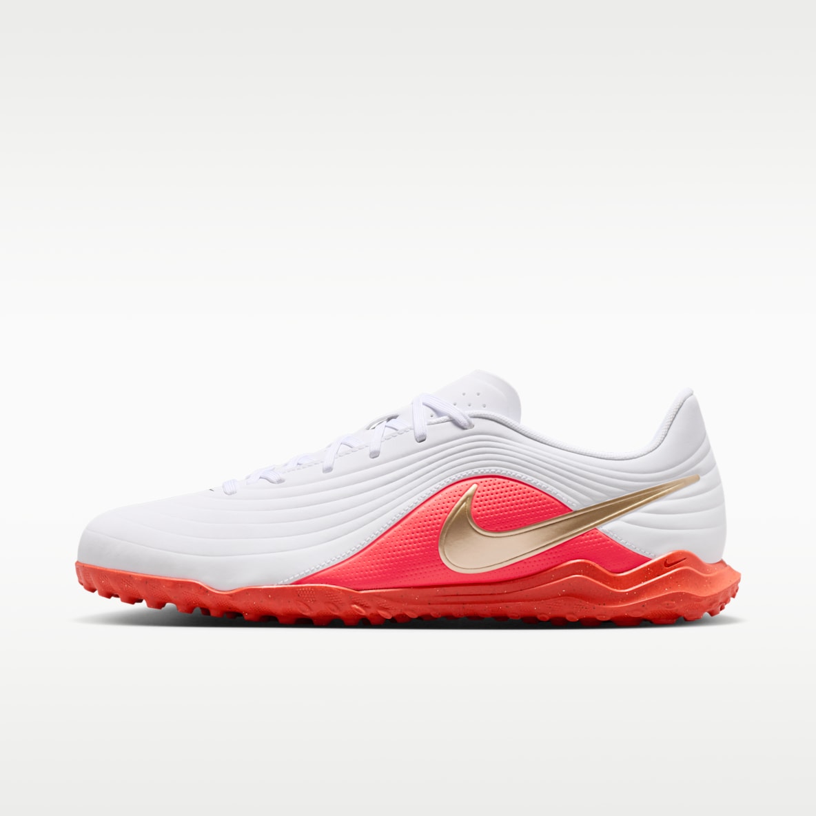 Nike Tiempo Maestro Club Tacos de fútbol para pasto sintético (turf) de corte low