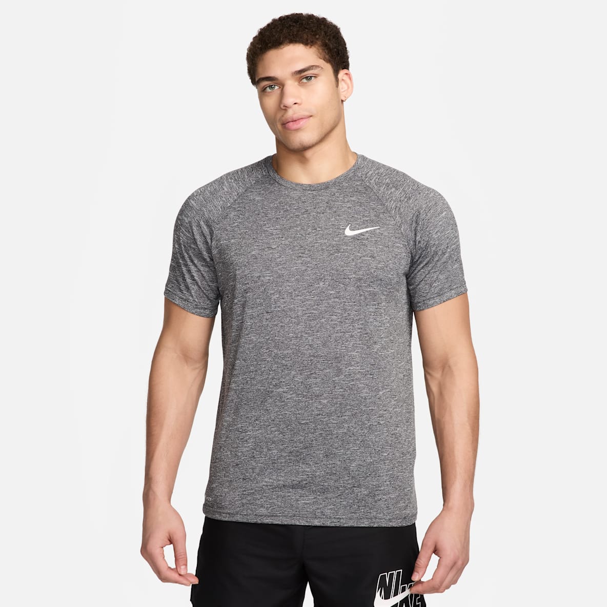 Nike Swim Hydroguard Essential Playera de manga corta Dri-FIT UV para hombre