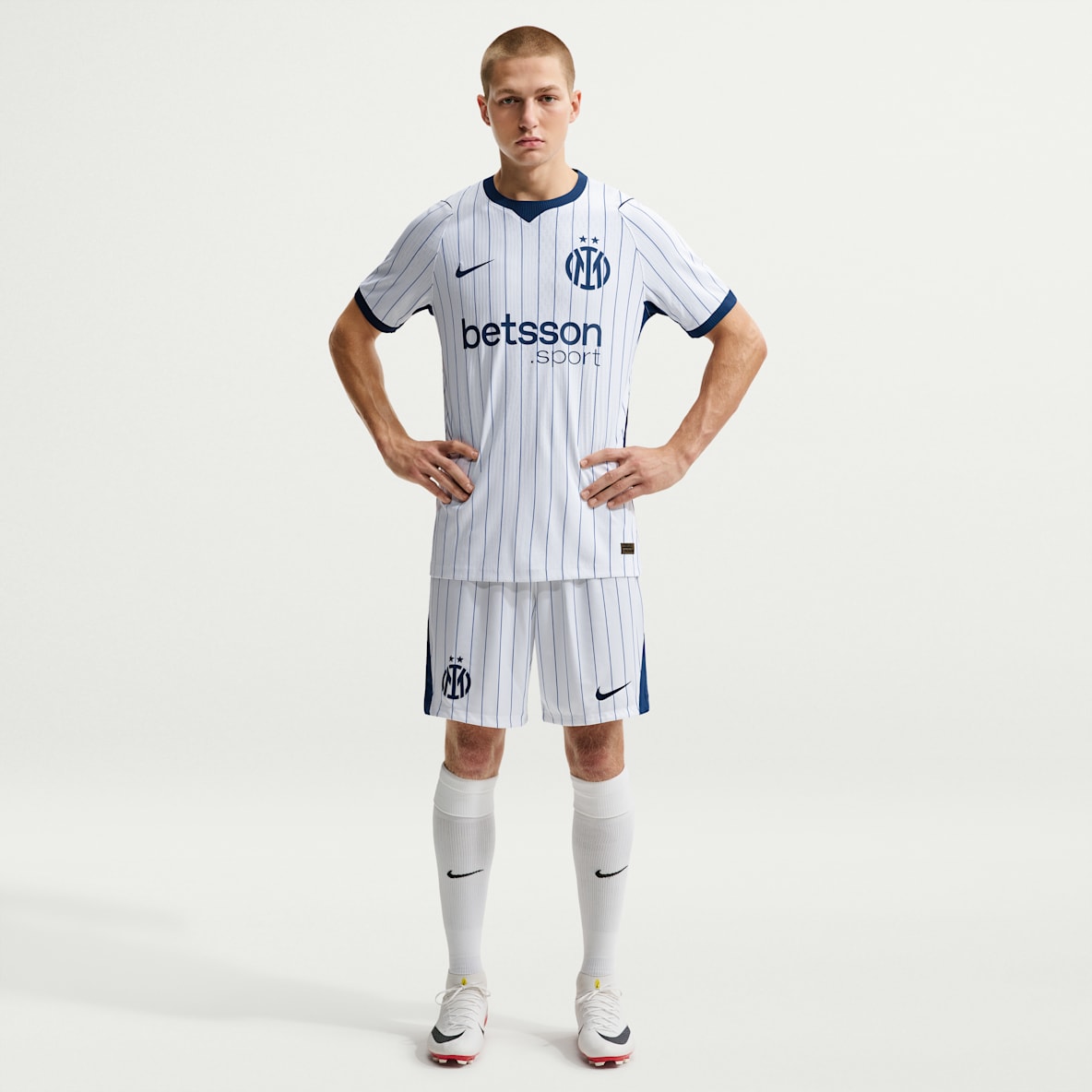 Inter Milan 2026/27 Stadium Away Men's Nike Dri-FIT Football Replica Shorts