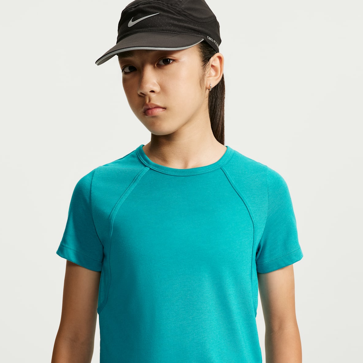 Nike Tempo Older Kids' (Girls') Dri-FIT Short-Sleeve Top