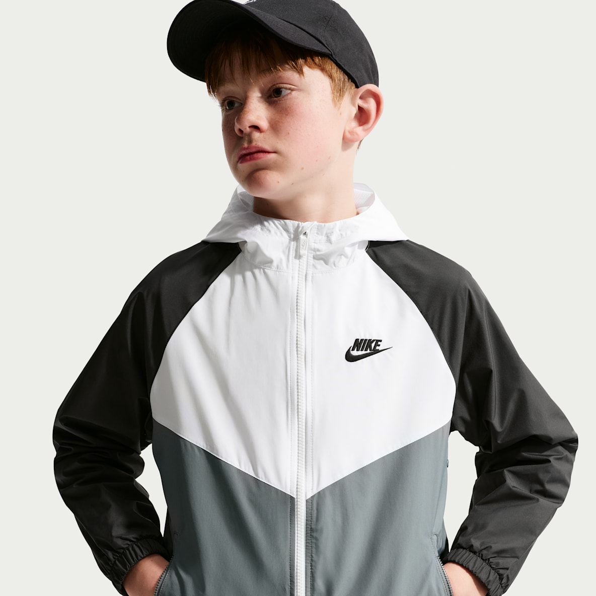 Nike Sportswear Windrunner Big Kids' Hooded Repel Jacket