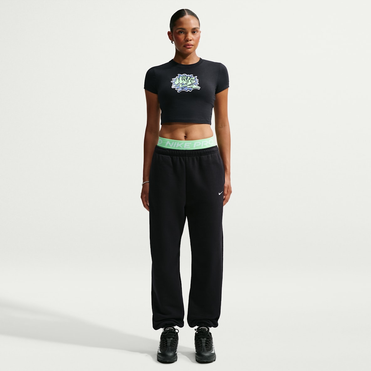 Nike Studio Fleece Medium Weight Women's High-Rise Oversized Cuffed Pants