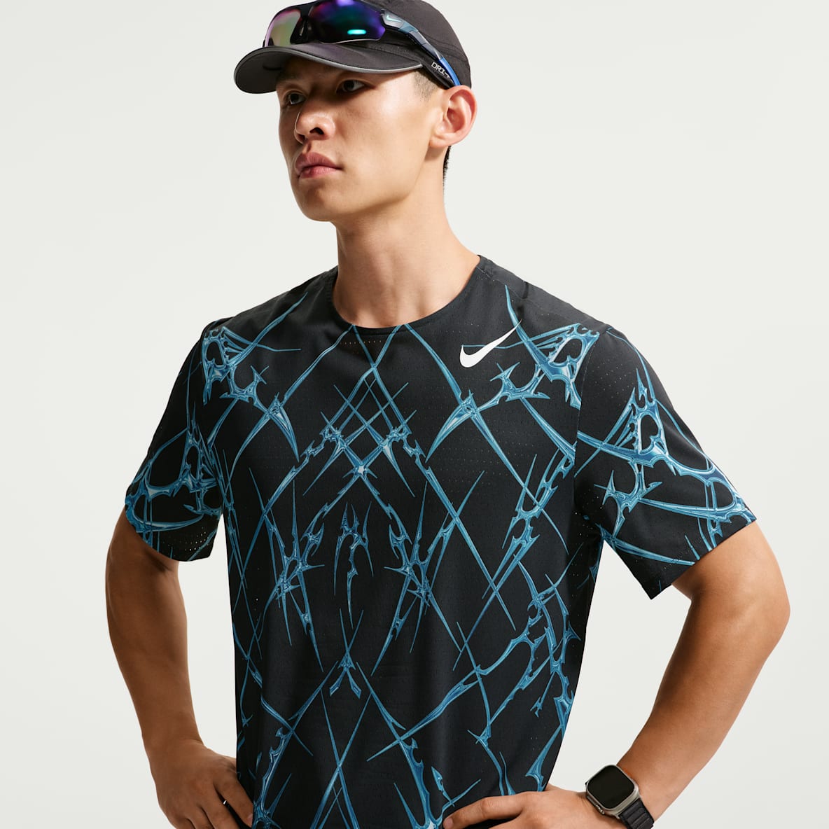 Nike AeroSwift メンズ Dri-FIT ADV プリント ショートスリーブ ランニングトップス