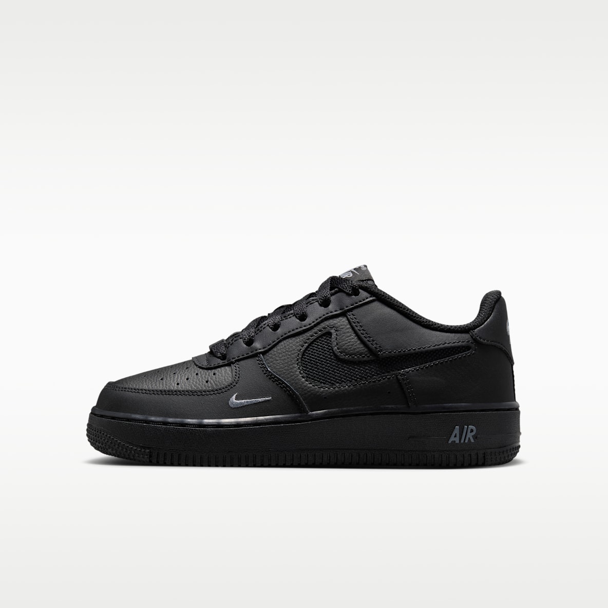 Nike Air Force 1 LV8 Older Kids' Shoes