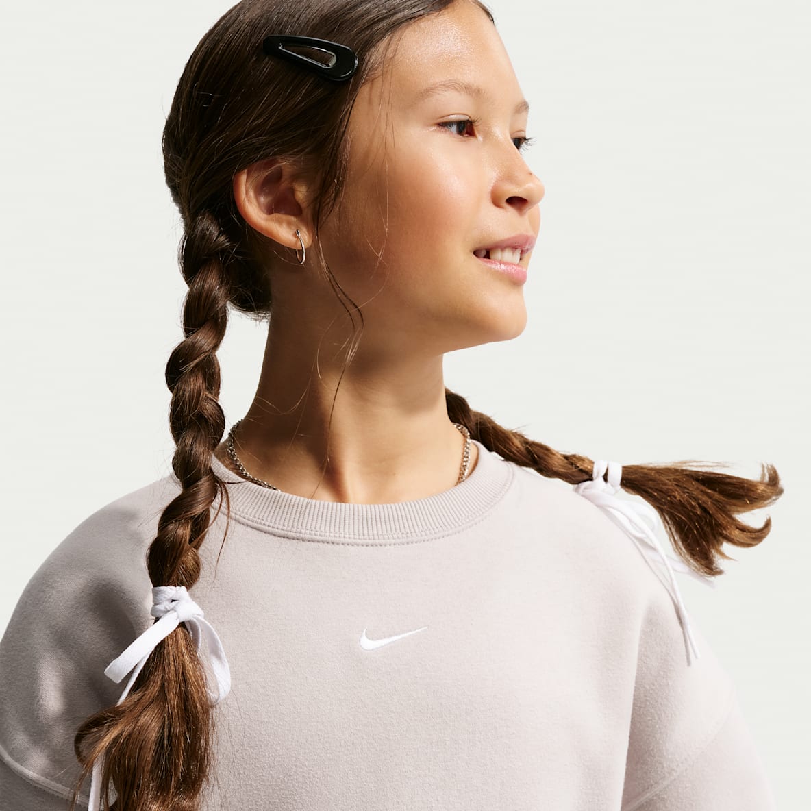 Nike Sportswear Studio Older Kids' (Girls') Oversized Crew-Neck Sweatshirt
