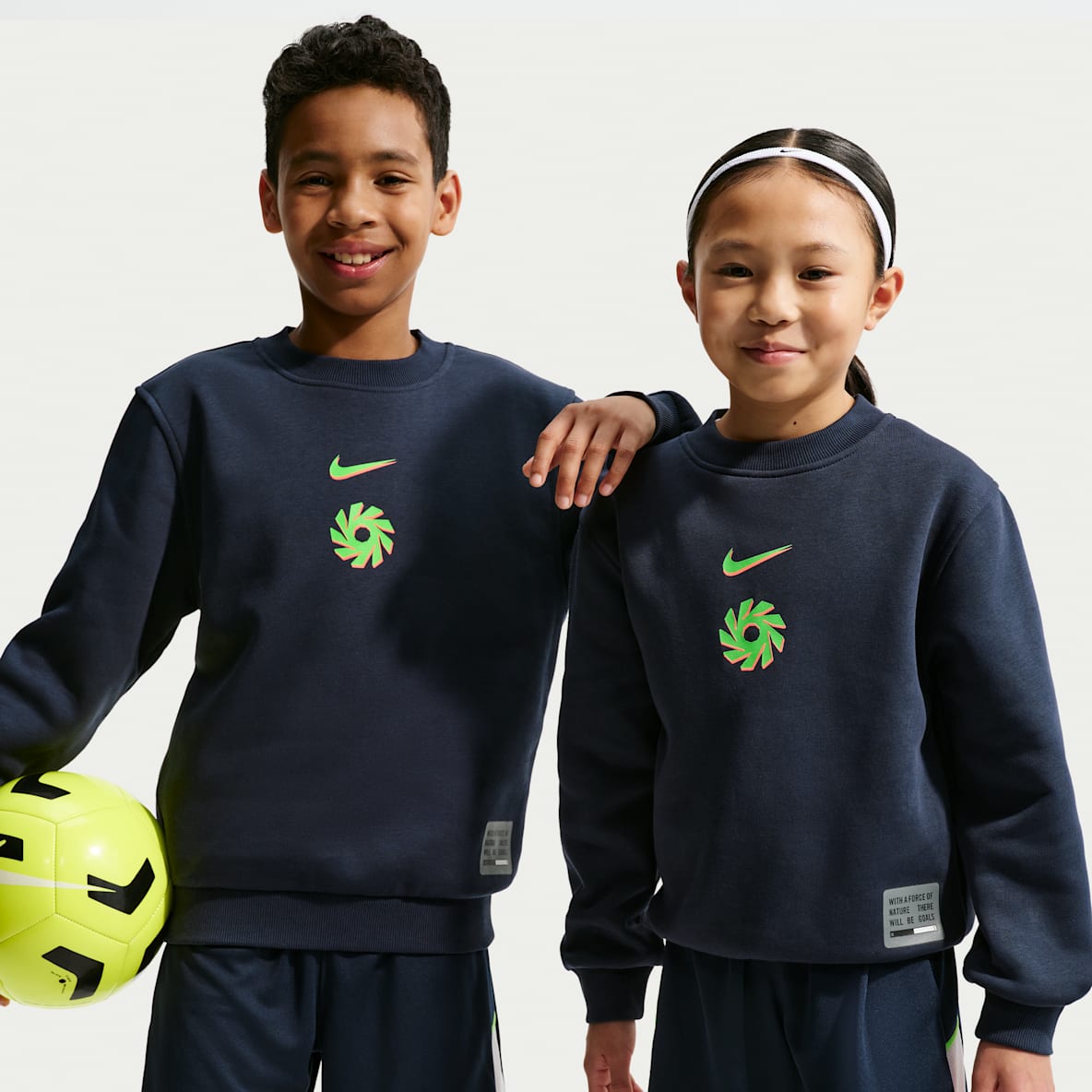 Erling Haaland Club Fleece Older Kids' Nike Football Crew-Neck Sweatshirt