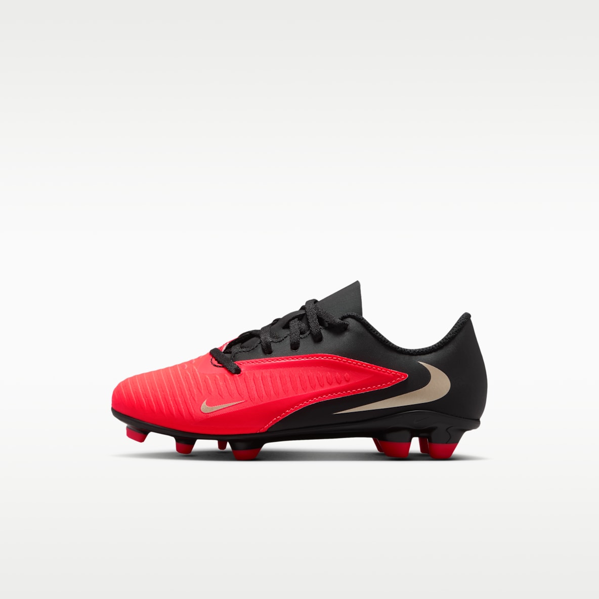 Nike Jr. Phantom 6 Low Club Younger Kids' Multi-ground Football Boot