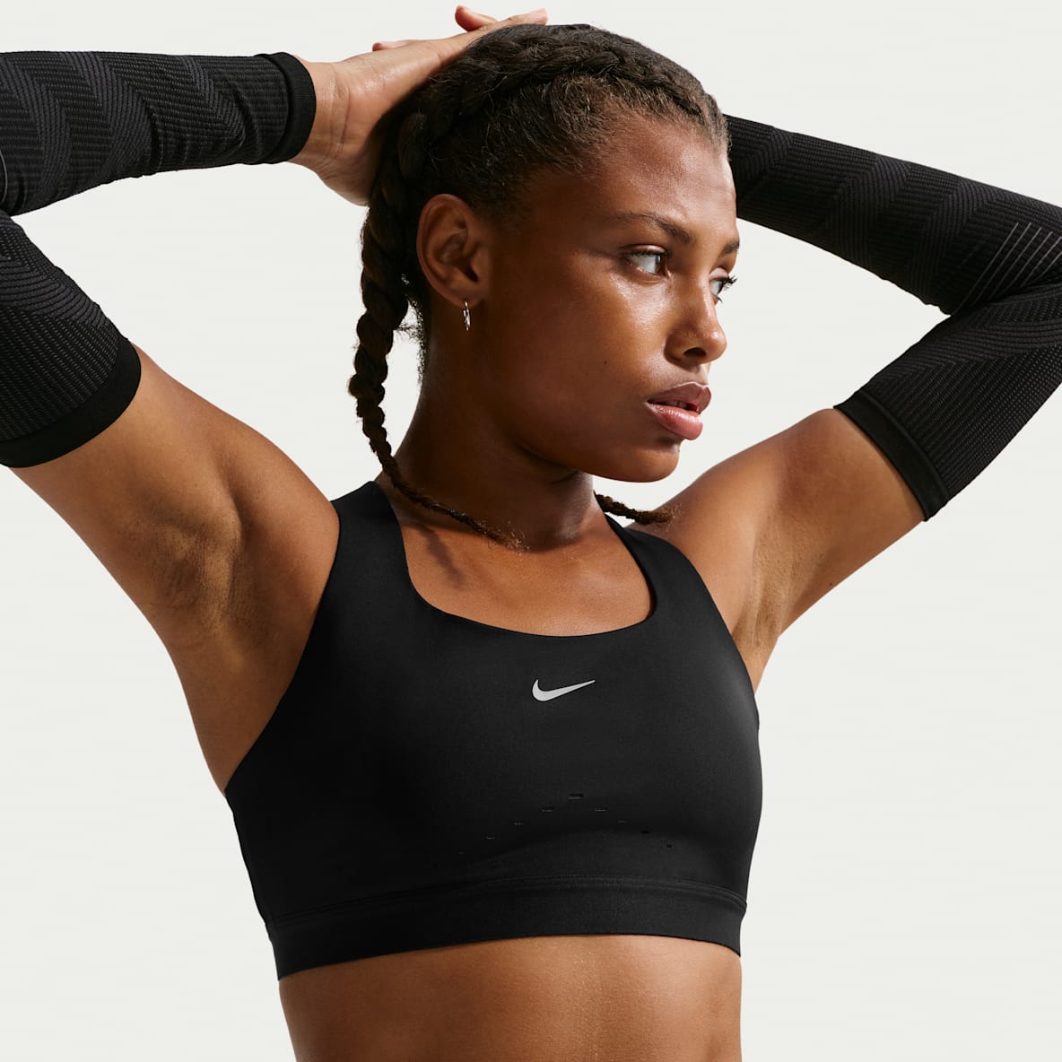 Nike Swift Bra deportivo de alta sujeción con forro ligero para mujer
