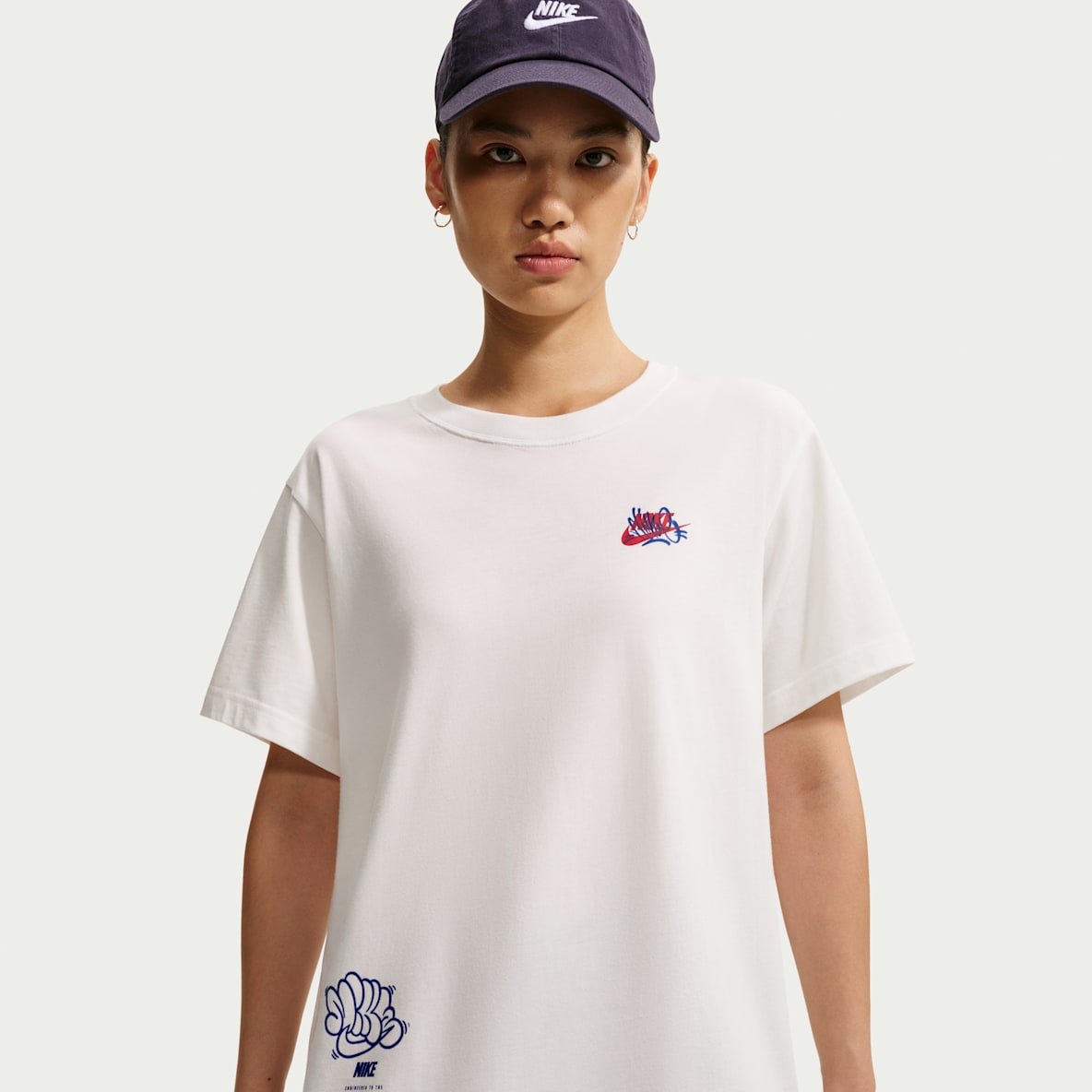 Nike Sportswear Classic Women's Oversized T-Shirt