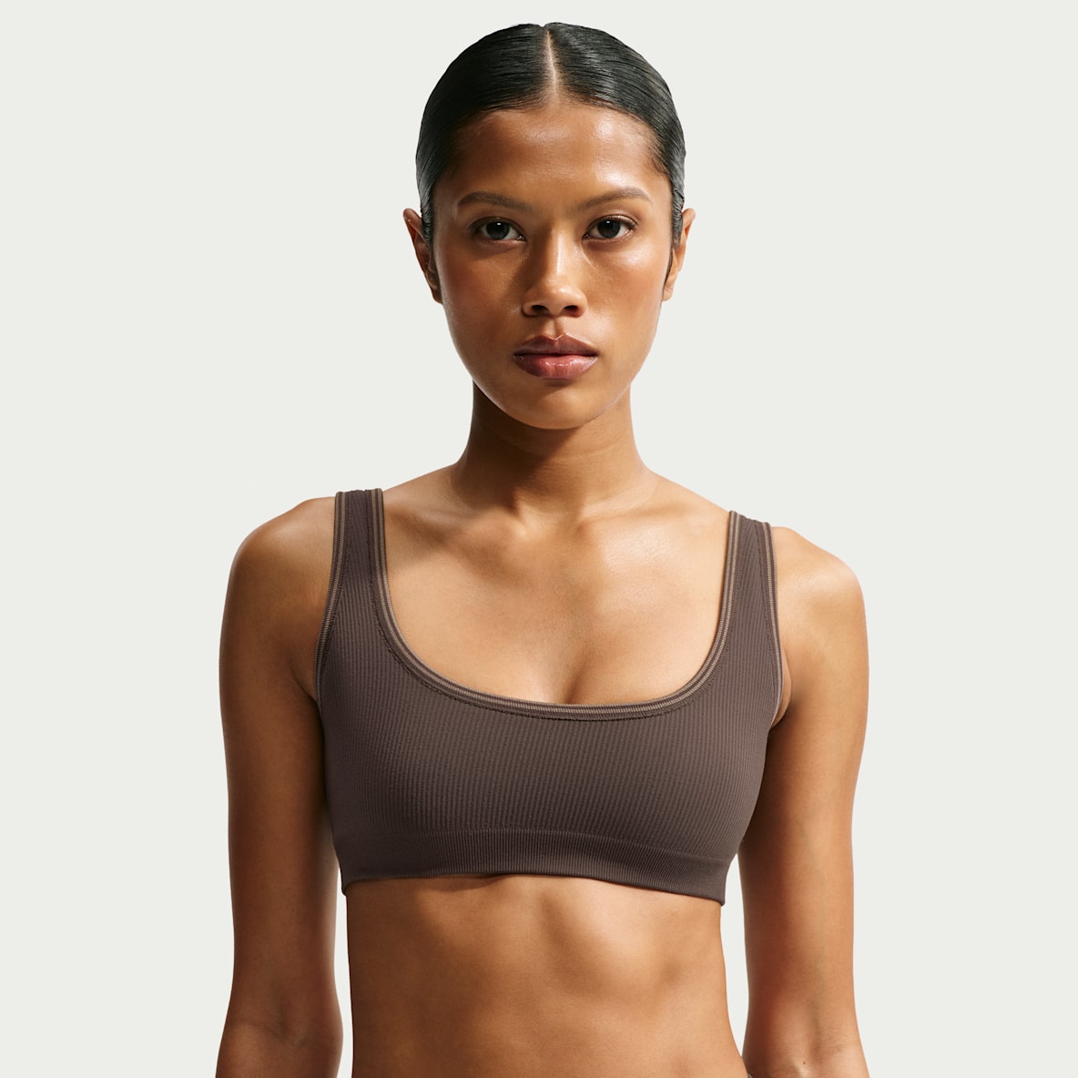 NikeSKIMS Ribbed Seamless Bra de microescote en forma U para mujer
