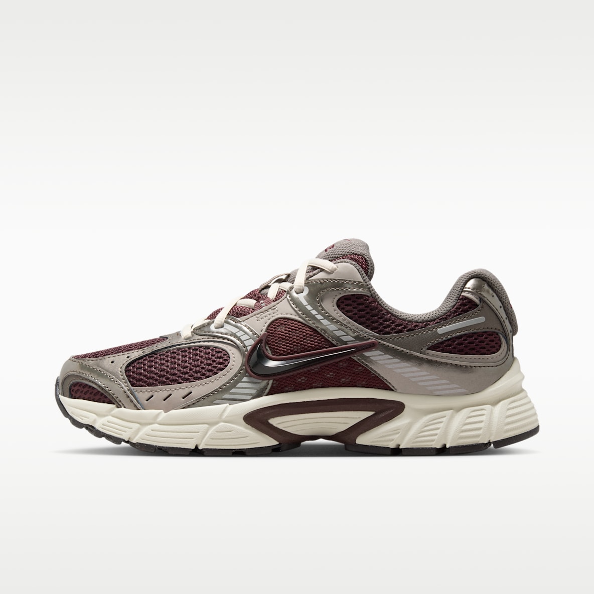 Nike V5 RNR Women's shoes with reflective design accents