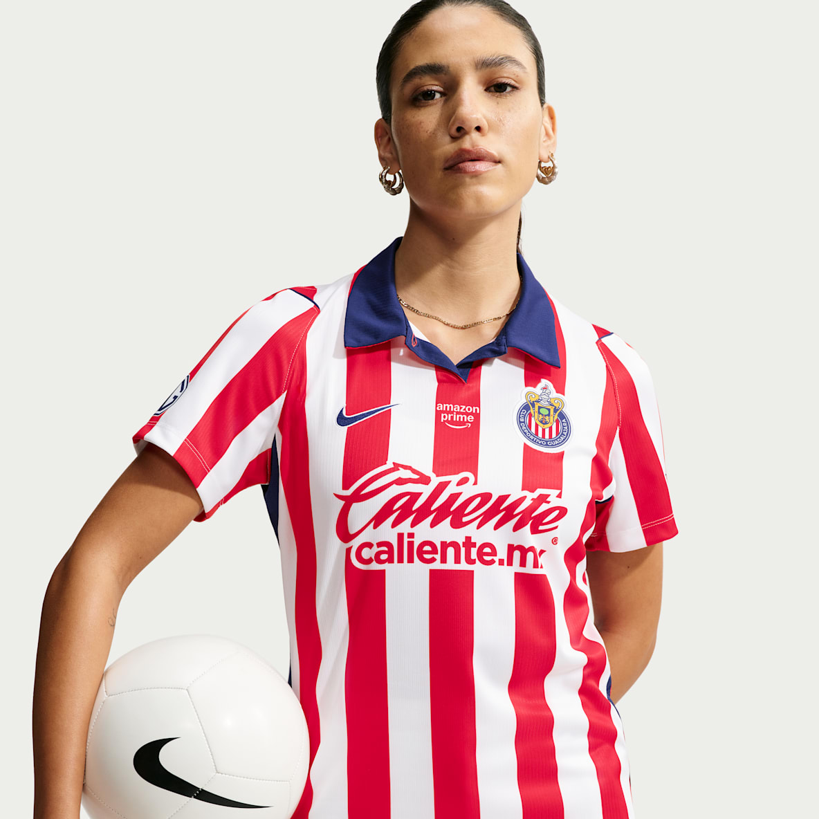 C.D. Guadalajara local 2026/27 Stadium Jersey de futbol Nike Dri-FIT Replica para mujer